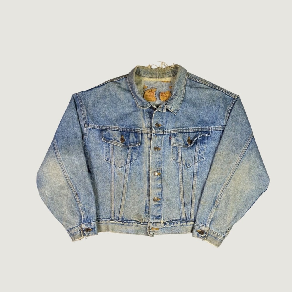 Vintage Levis 70598 4891 Denim Trucker Jacket Light Wash Distressed Mens XL